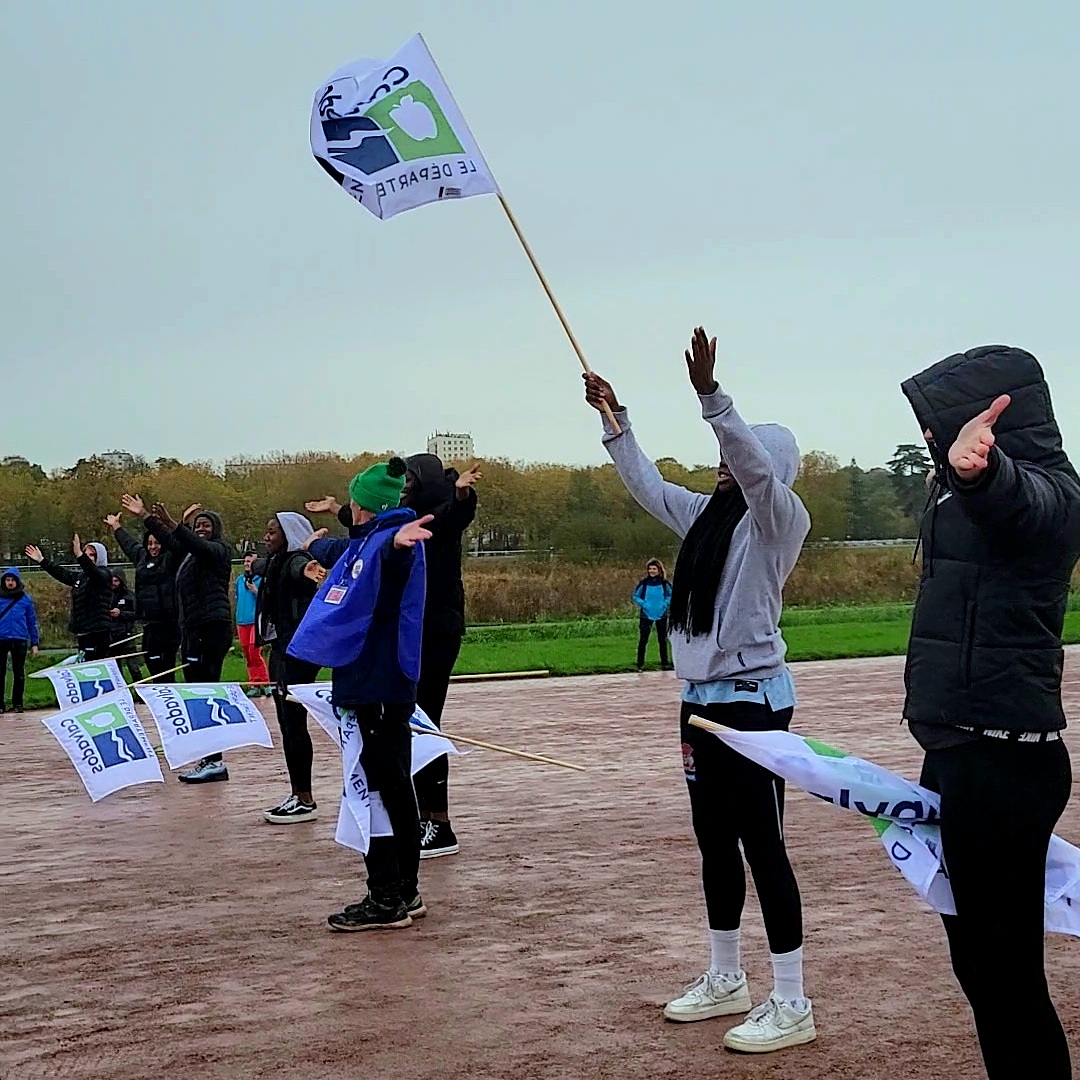 Nos Lionnes chauffent les jeunes coureuses